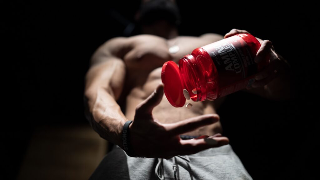 Illustration de l’article BCAA vs leucine seule pour l’hypertrophie : mise à jour post-BCAA